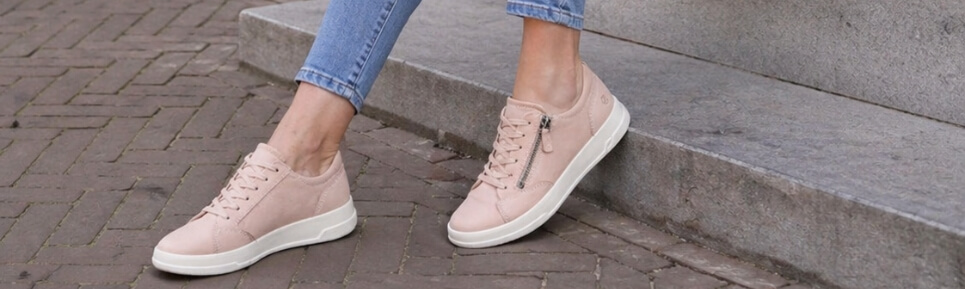 Lage veterschoenen dames