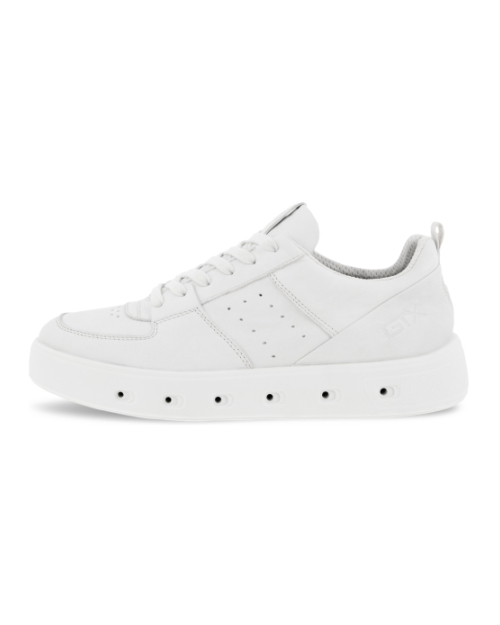 Street 720 W GTX white